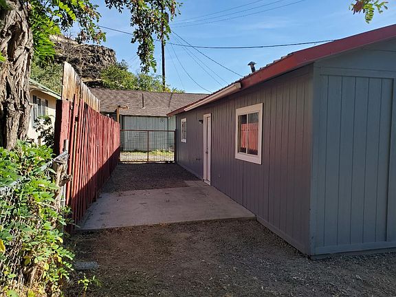 3rd image of 312 Bunn Canyon Rd