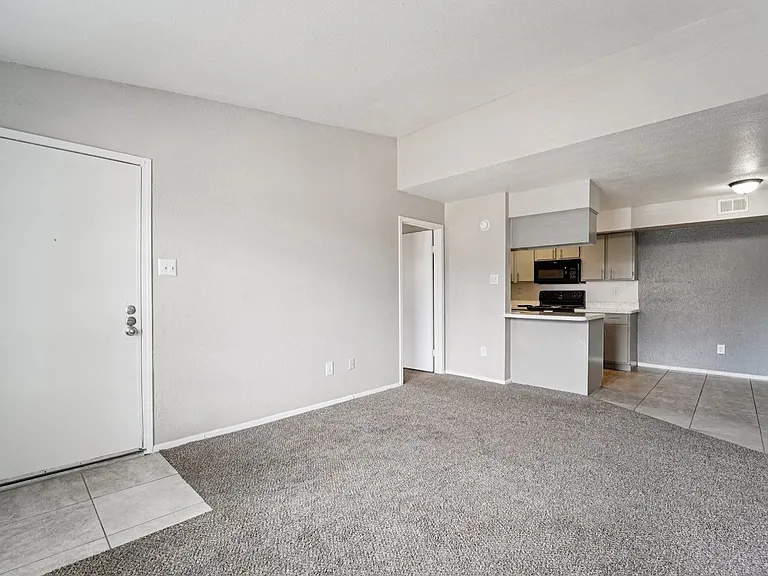 Crosby at Westchase Apartments — Photo 32