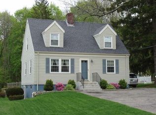 32 Water St, South Walpole, MA 02071