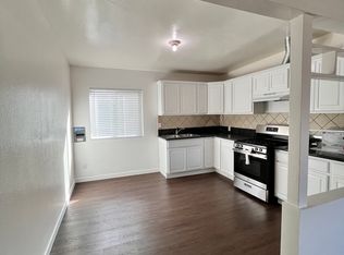 1909 W Myrtle St APT 5, Santa Ana, CA 92703