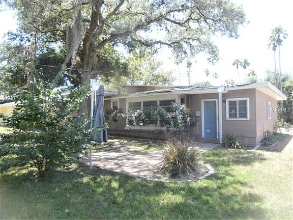 3rd image of 1765 Pasadena Dr