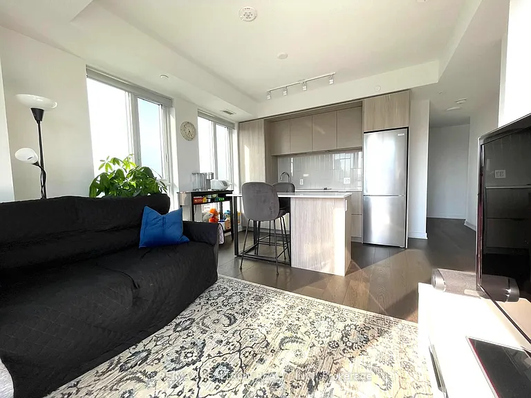 130 River St #2708 — Photo 9