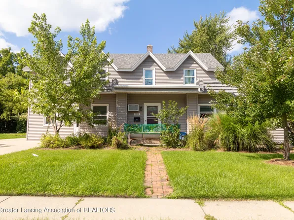 700 W Jefferson St, Grand Ledge, MI 48837