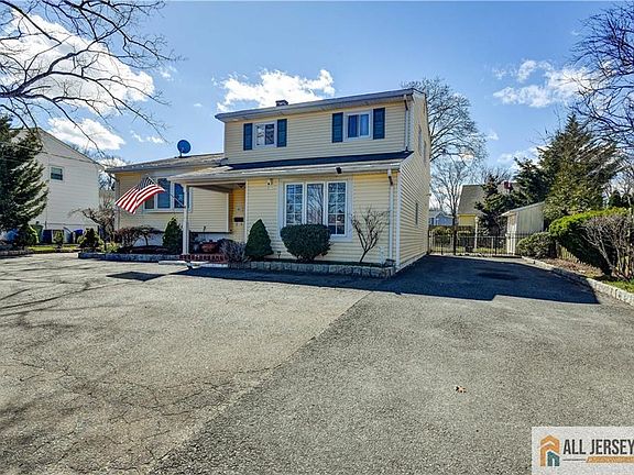 4th image of 49 Ernston Rd