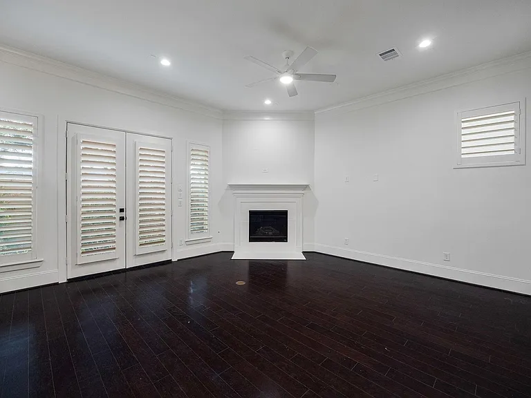 8213 Cabernet Ln — Photo 12