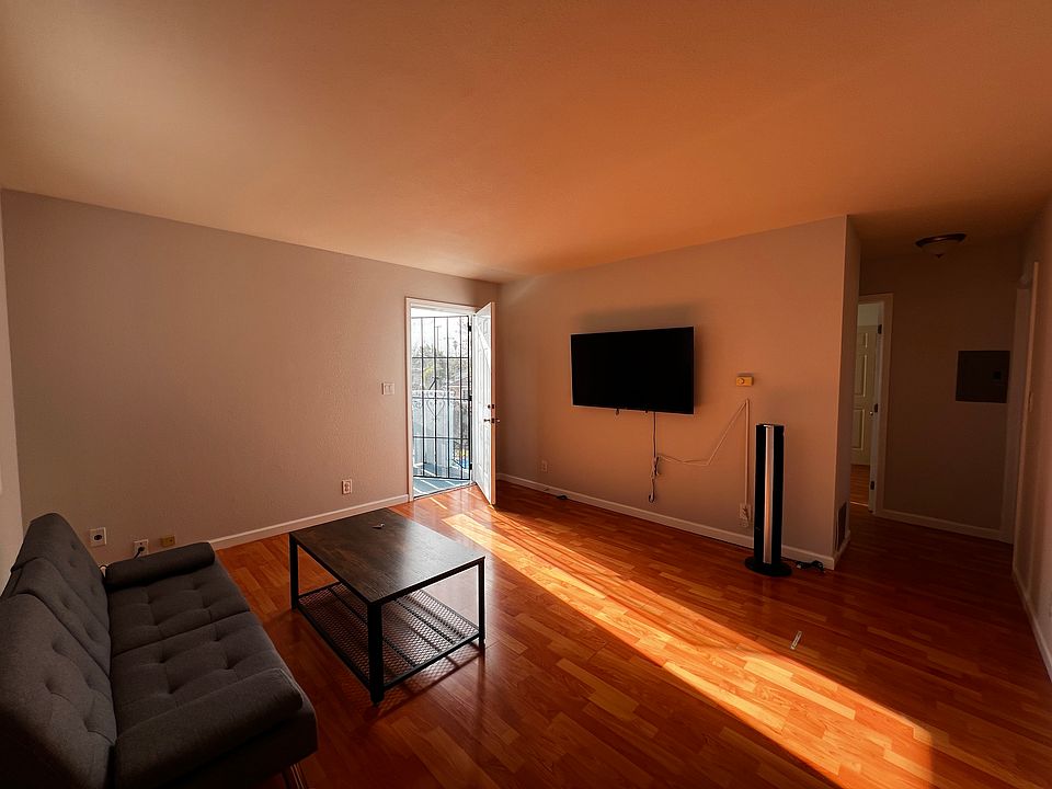 1st image of 1303 Danube Way #1