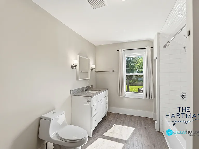 142 S Van Lear St — Photo 18