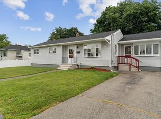 17 Glenwood Dr, Lawrence, MA 01843