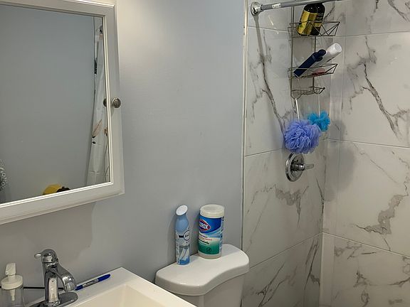 2nd image of 54 Linden Ave Unit 1