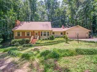 1975 Emerald Dr, Jonesboro, GA