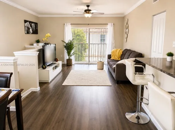 5980 W Sample Rd APT 308, Pompano Beach, FL 33067
