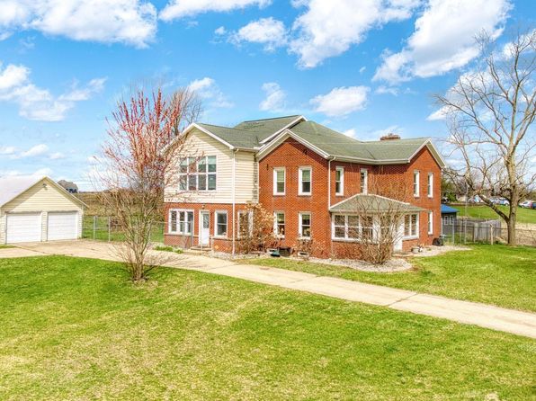 5716 Wolf Lake Rd, Grass Lake, MI 49240