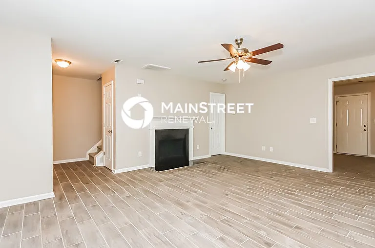 1493 Mitchell Glen St — Photo 6