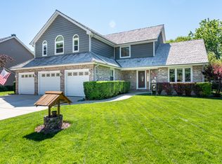 1870 Fox Meadow Ct, Gurnee, IL 60031