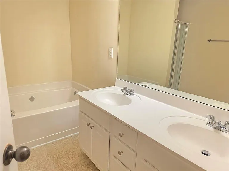 1693 Southgate Mill Dr NW — Photo 12