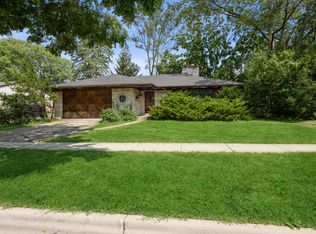 343 Cornell Ave, Des Plaines, IL 60016