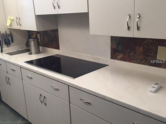 5th image of 2618 Cove Cay Dr Unit 1005