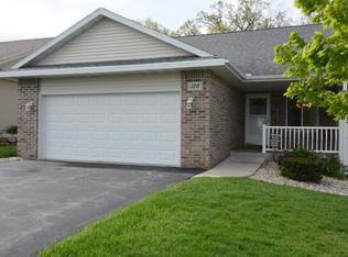 328 Lauren Ln, Watertown, WI 53094