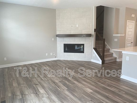 4th image of 6888 Equality Blvd