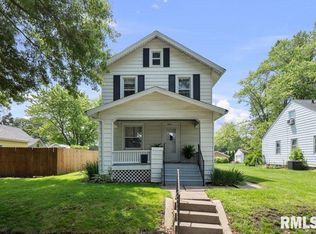 546 21st Ave, Moline, IL 61265