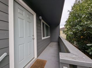 1626 SE Lexington St APT 3, Portland, OR 97202