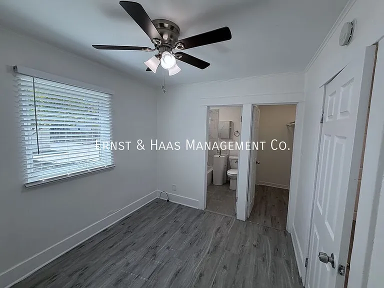 1145 Freeman Ave #A — Photo 11