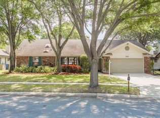 314 Mayfair Cir E, Palm Harbor, FL 34683
