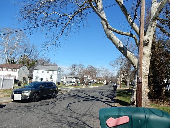 4th image of 533 High St