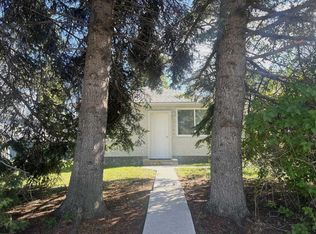 4805 N 17th Ave, Edson, AB T7E1G5