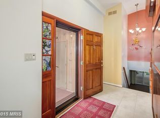 422 Hillsboro Dr, Silver Spring, MD 20902