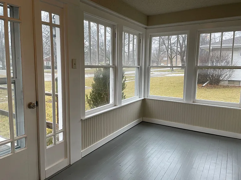 2512 Willis Ave — Photo 8