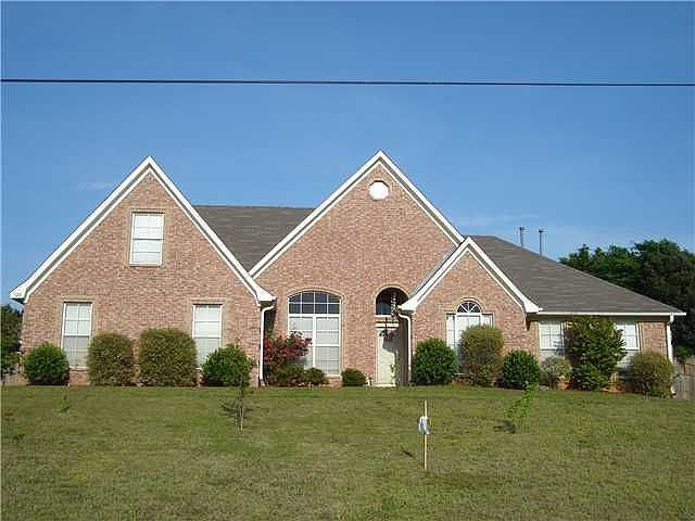 1st image of 120 Brookhaven Ln