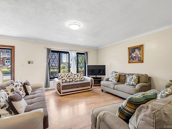 2nd image of 65 Clearstream Avenue