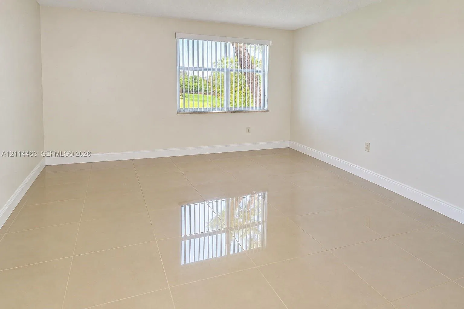 The Greens At Doral Condo — Photo 2