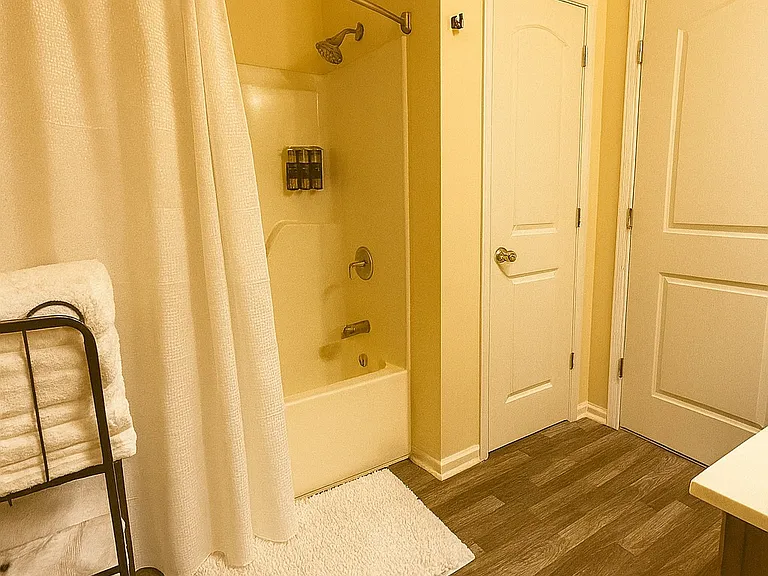 5640 Irish Way #204 — Photo 15