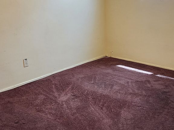 5th image of 917 E Deodar St #C