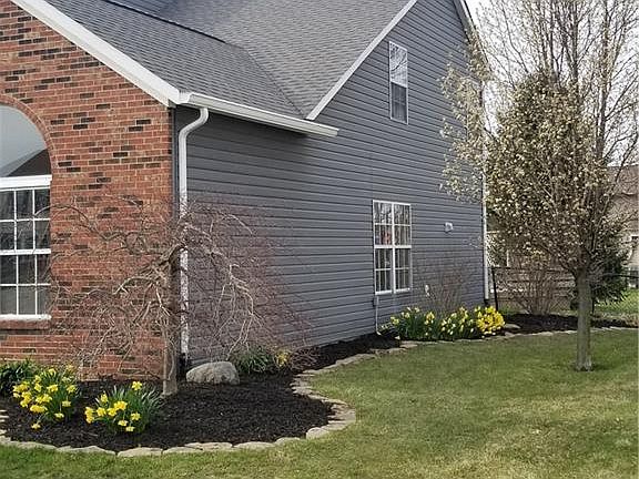 3rd image of 9565 Hadway Dr
