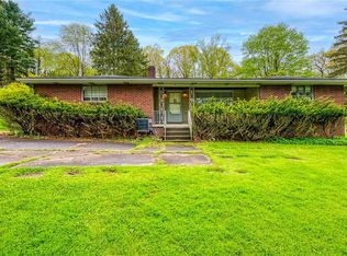 3166 Harts Run Rd, Glenshaw, PA 15116