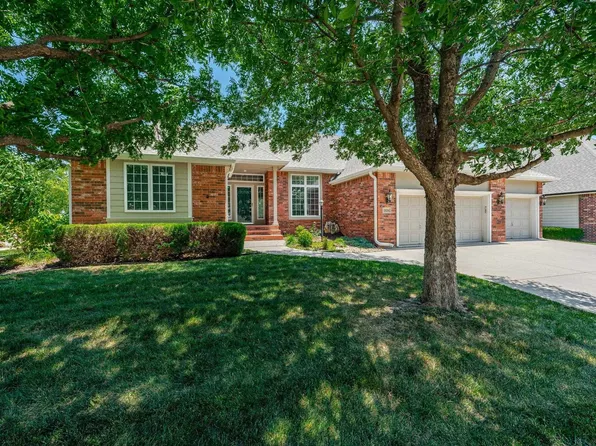 1826 N Frederic Cir, Wichita, KS 67206
