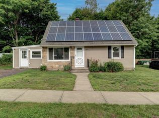 379 Belden Rd, Hamden, CT 06514