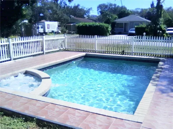 3117 Areca AVE, NAPLES, FL 34112