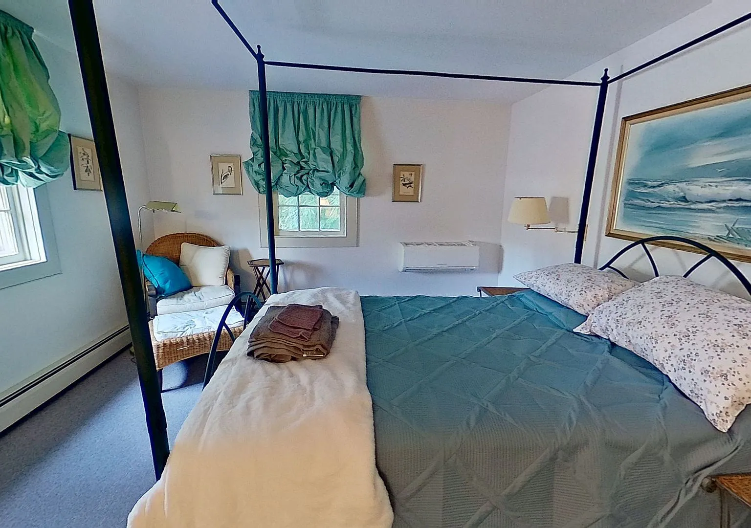 Room in Boarding House - Fully Furnished - All Utilities Included — Photo 2