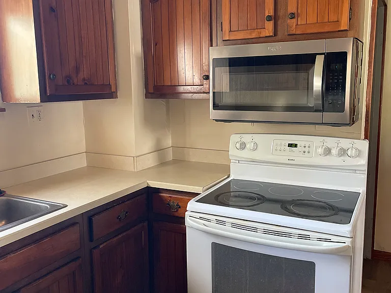 211 E Sheridan Ave — Photo 11