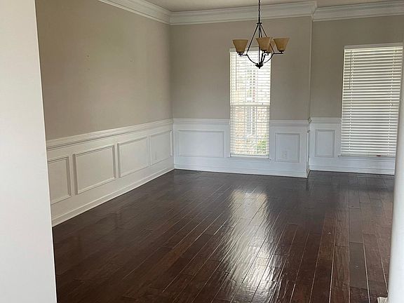 3rd image of 2707 Lockwood Ct