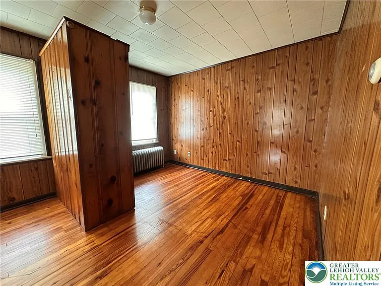 401 Main St #5 — Photo 7