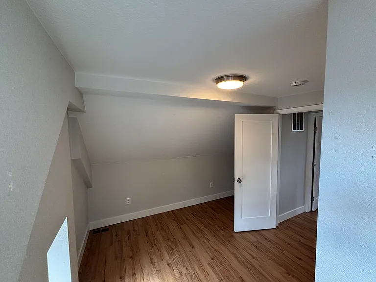 1731 N Lafayette St — Photo 17