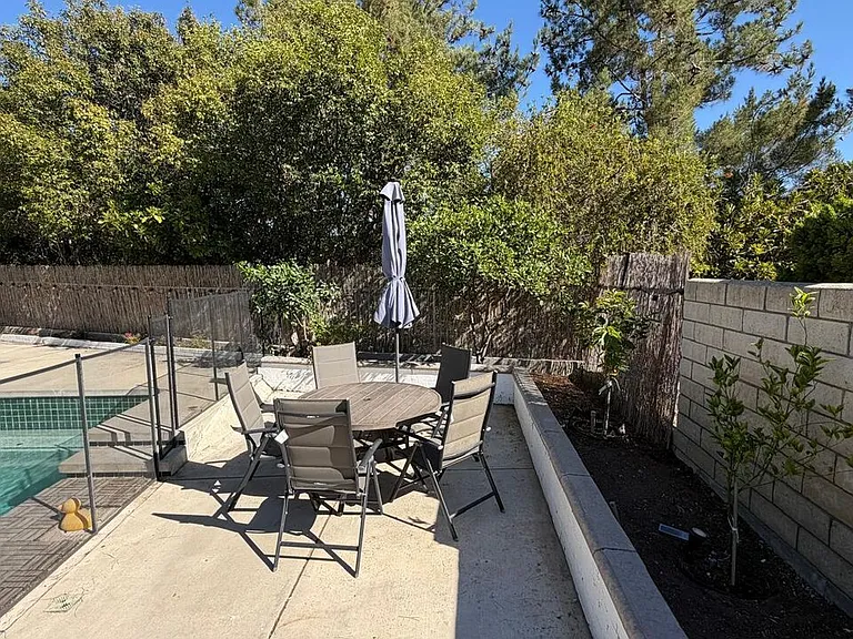 25506 Burns Pl — Photo 26