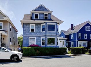 3 Gardiner St, Newport, RI 02840