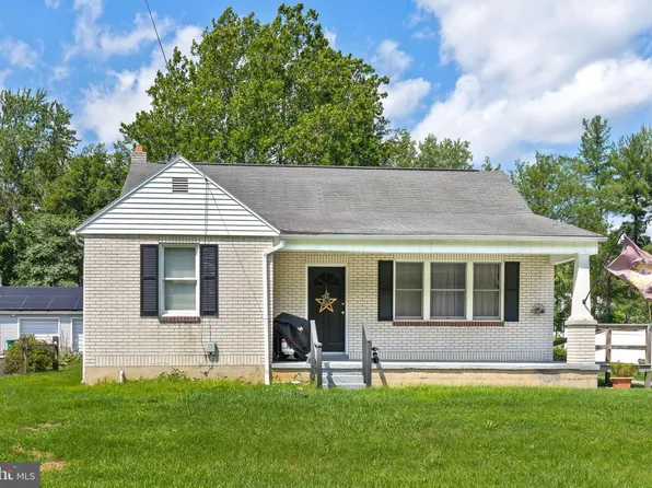 723 Turnpike Rd, Elizabethtown, PA 17022