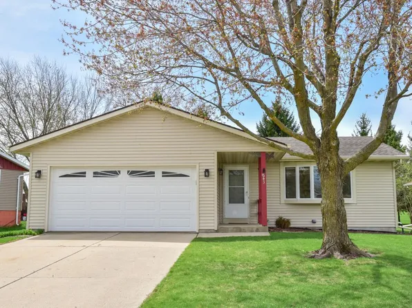 643 Harrison STREET, Hartford, WI 53027